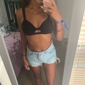 black bralette/crop top